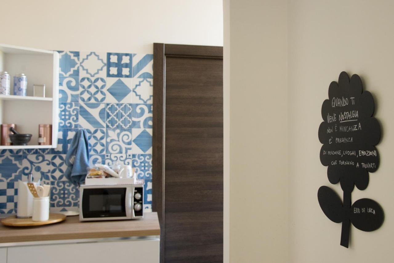 Notti Vesuviane Bed & Breakfast Portici Bagian luar foto