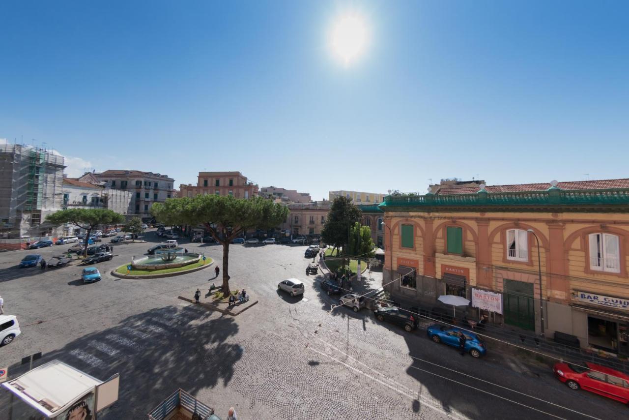 Notti Vesuviane Bed & Breakfast Portici Bagian luar foto