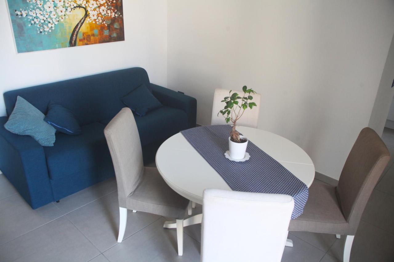Notti Vesuviane Bed & Breakfast Portici Bagian luar foto