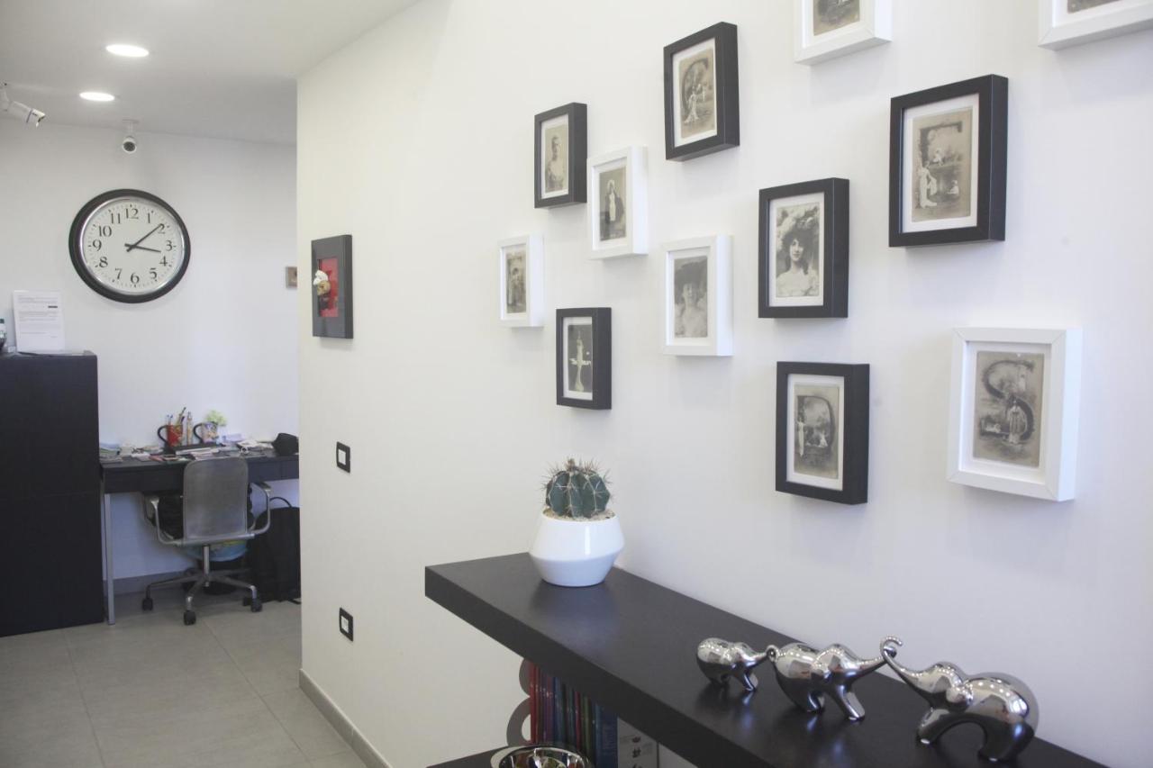 Notti Vesuviane Bed & Breakfast Portici Bagian luar foto