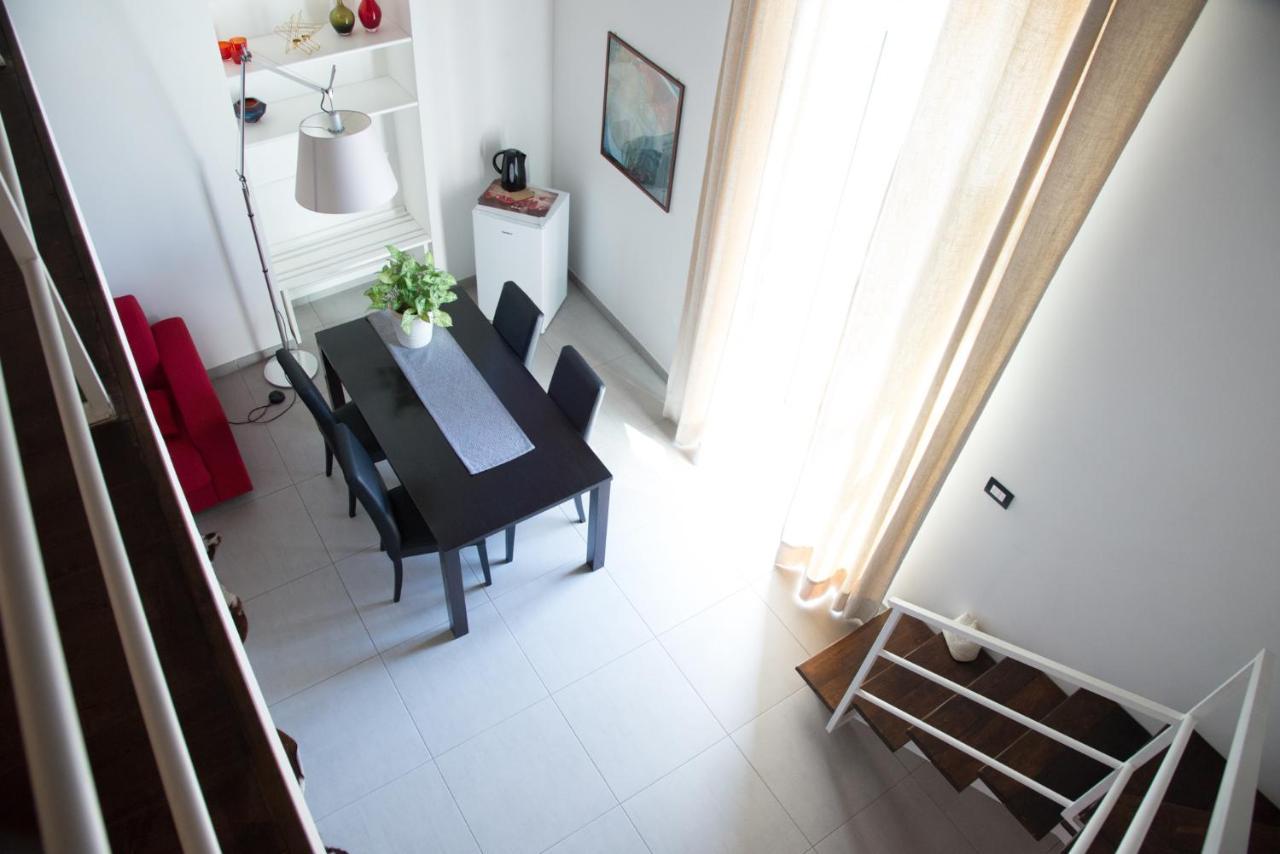 Notti Vesuviane Bed & Breakfast Portici Bagian luar foto