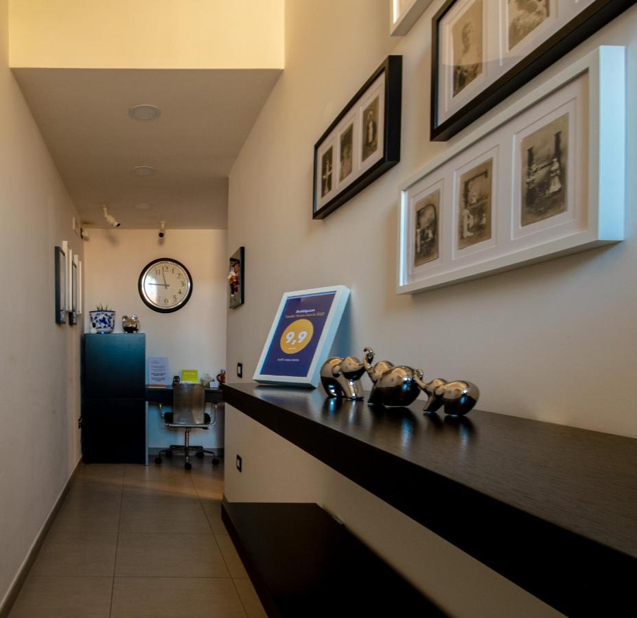 Notti Vesuviane Bed & Breakfast Portici Bagian luar foto